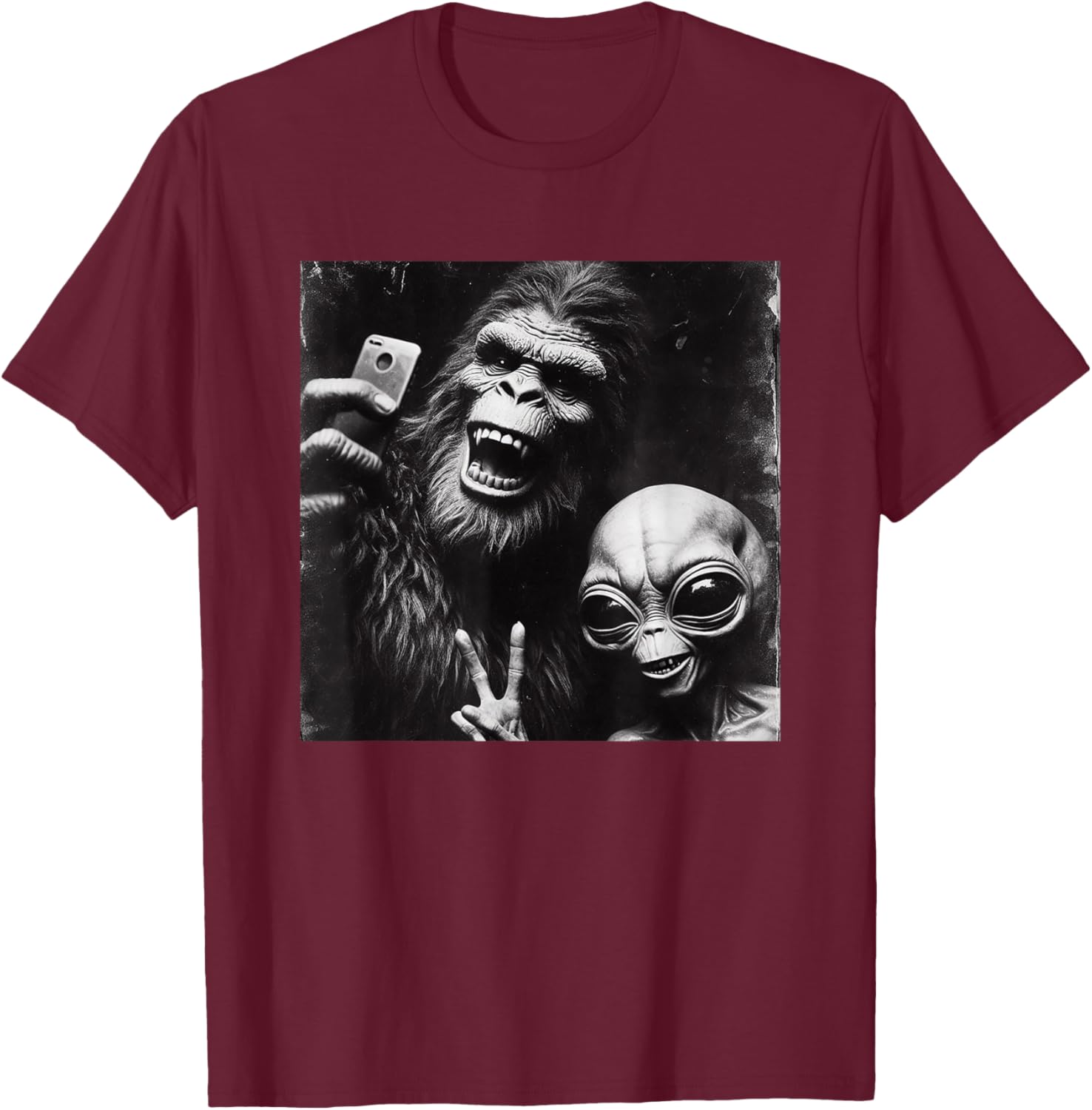 Funny Retro Bigfoot Alien Selfie T-Shirt for Unique Style Lovers - 12