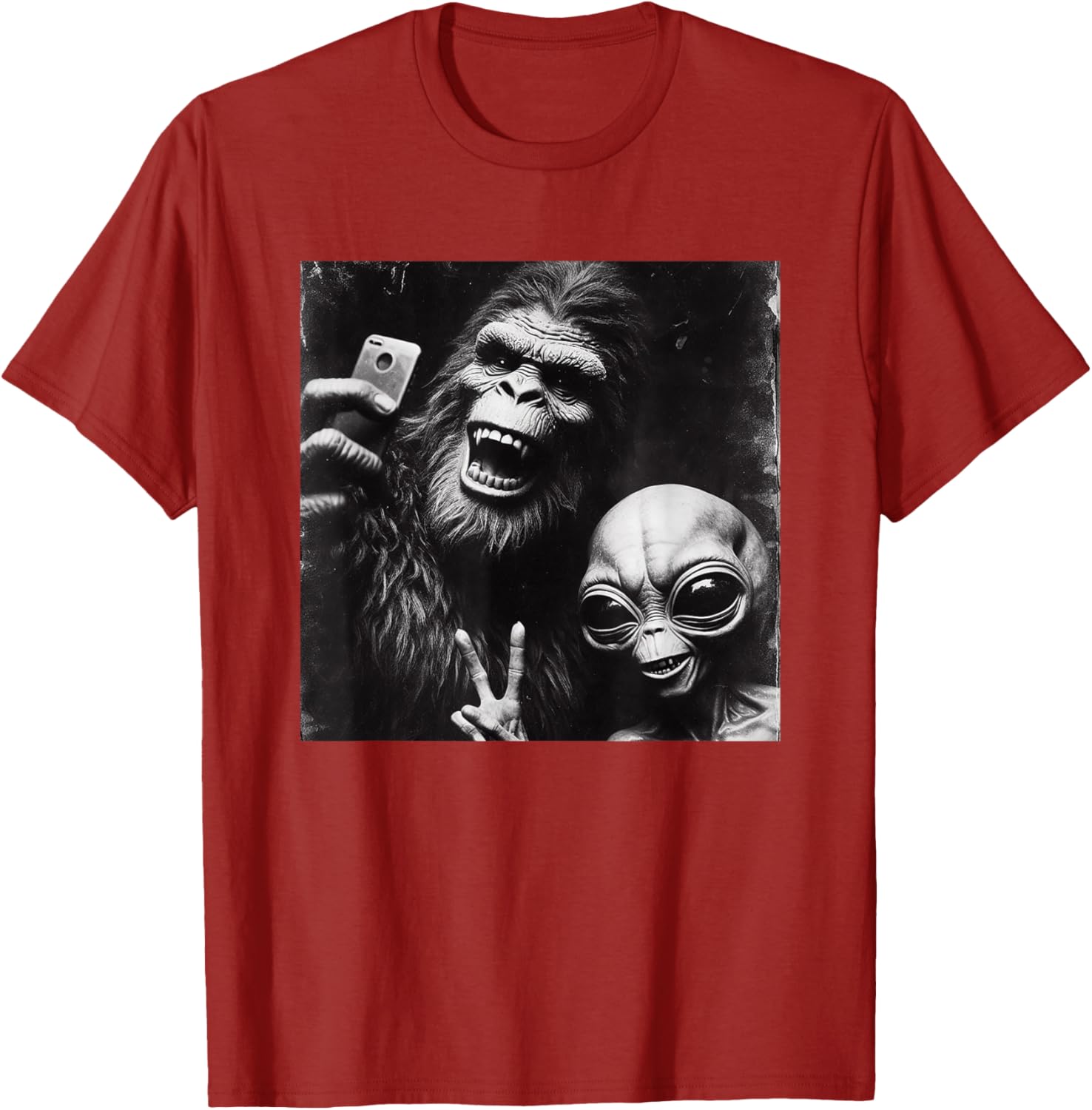 Funny Retro Bigfoot Alien Selfie T-Shirt for Unique Style Lovers - 1