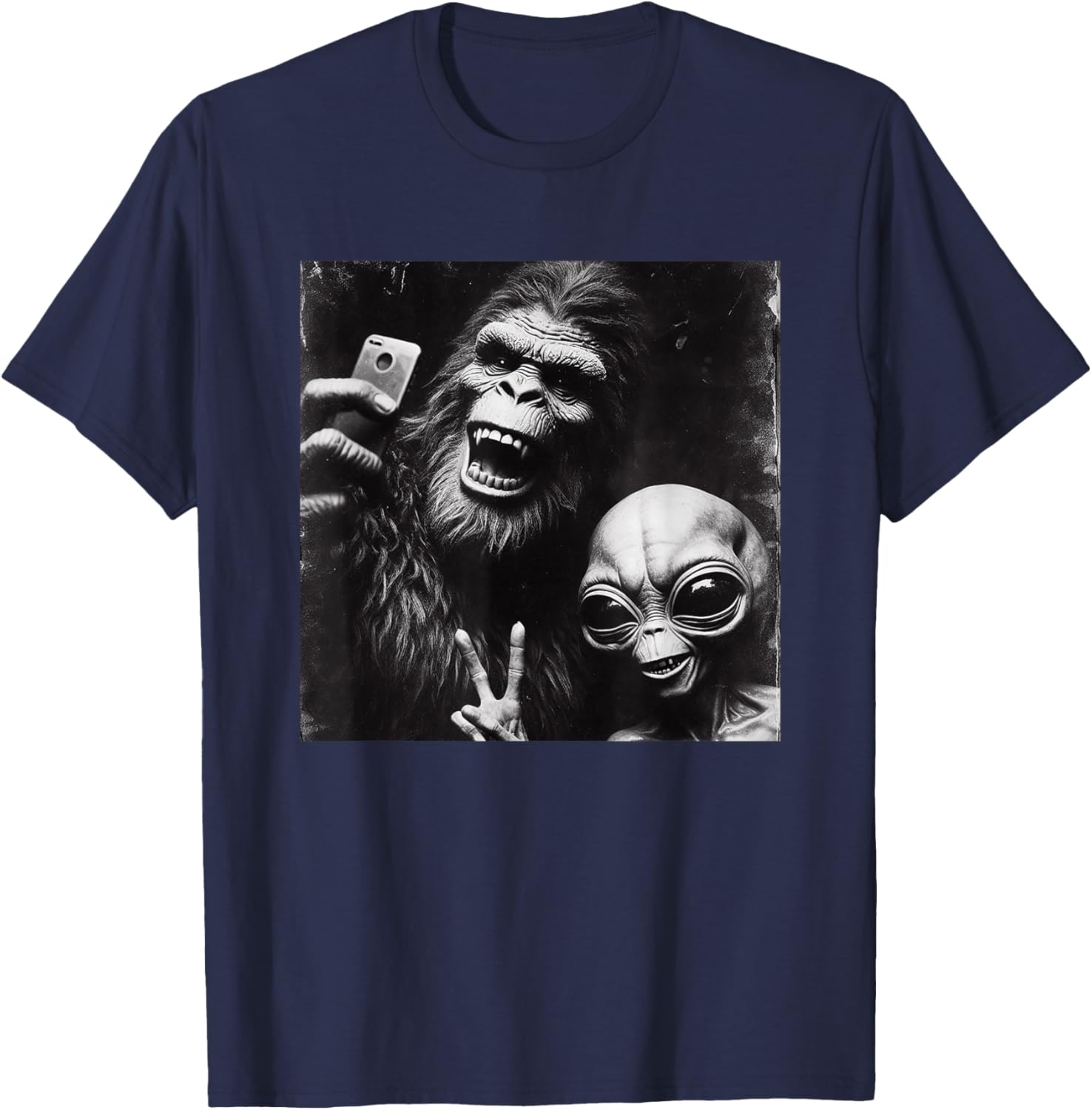 Funny Retro Bigfoot Alien Selfie T-Shirt for Unique Style Lovers - 9